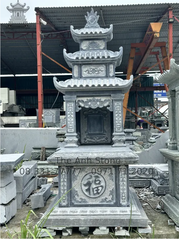 mộ đá 3 mái 2