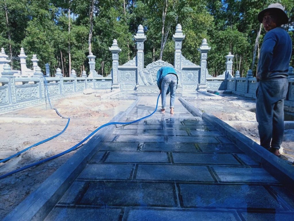 Khu Lăng Mộ Đá Xanh rêu được lắp đặt Tại Tỉnh Bình Dương 4 z2992654655254 3d3061ffe907ff1b571c7f3f3bb75a6f