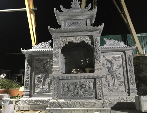 Xưởng sản xuất lăng mộ đá tại Hà Nội uy tín, giá tốt nguyên khối chuyên nghiệp 1 Việc chọn một lăng mộ đá tại Hà Nội cần phải cân nhắc nhiều yếu tố, từ chất liệu đá...vv..