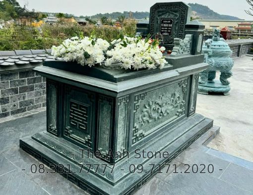 Mộ Đá Tam Cấp
