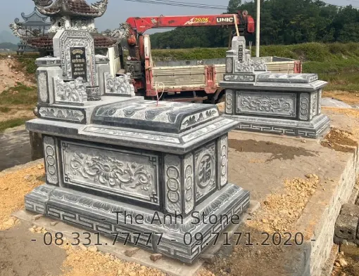Mộ Đá Tam Cấp