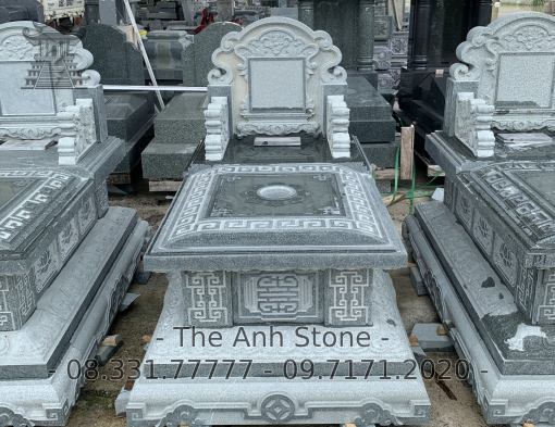 Mộ đá tam cấp