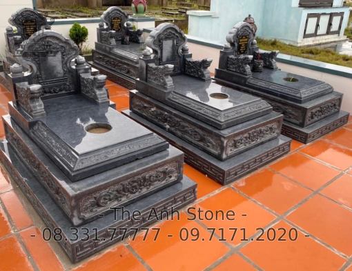 Mộ Đá Tam Cấp