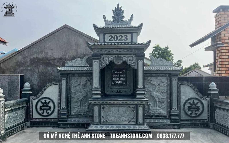 Các thành phần của lăng mộ được sắp xếp hợp lý